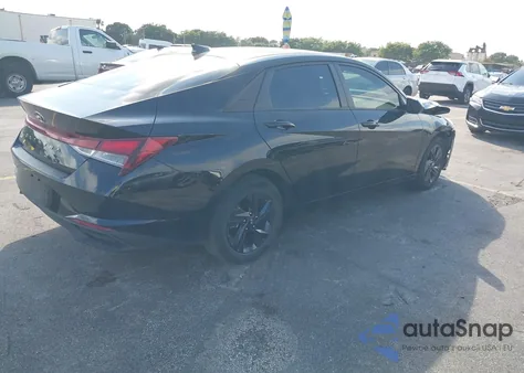 2022 Hyundai Elantra Sel z USA, uszkodzony, nr VIN 5NPLS4AG9NH079186